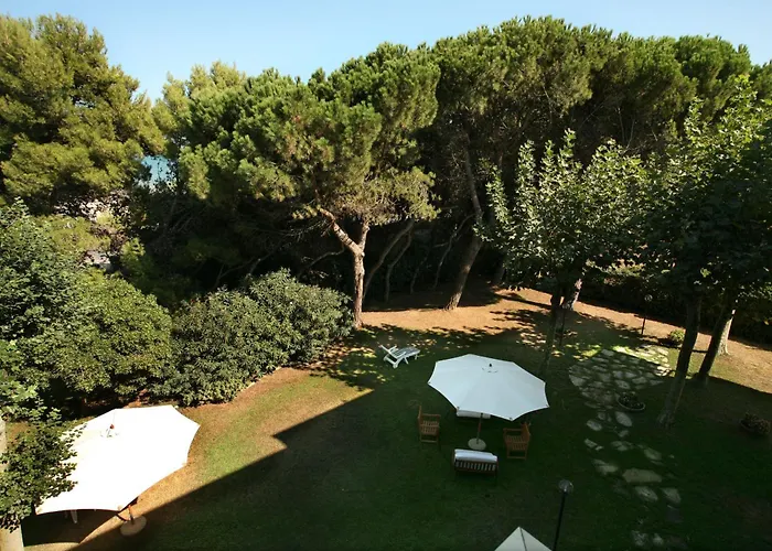 Il Parco Dei PiniBed and Breakfast